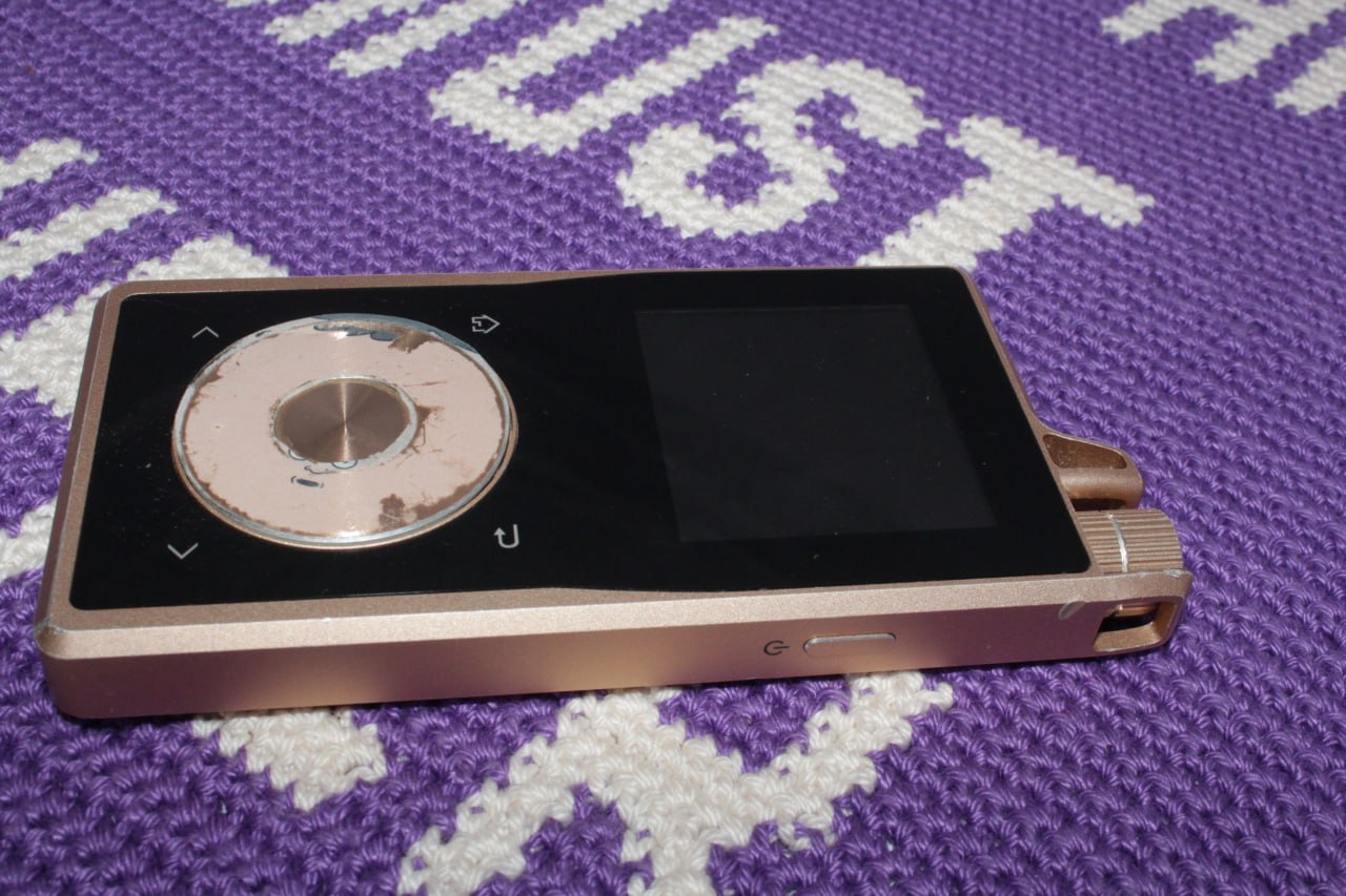 Sony nwd b103f + Sony mdr-as200 photo 7
