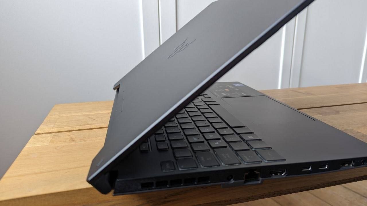 ASUS TUF 15.6 photo 3