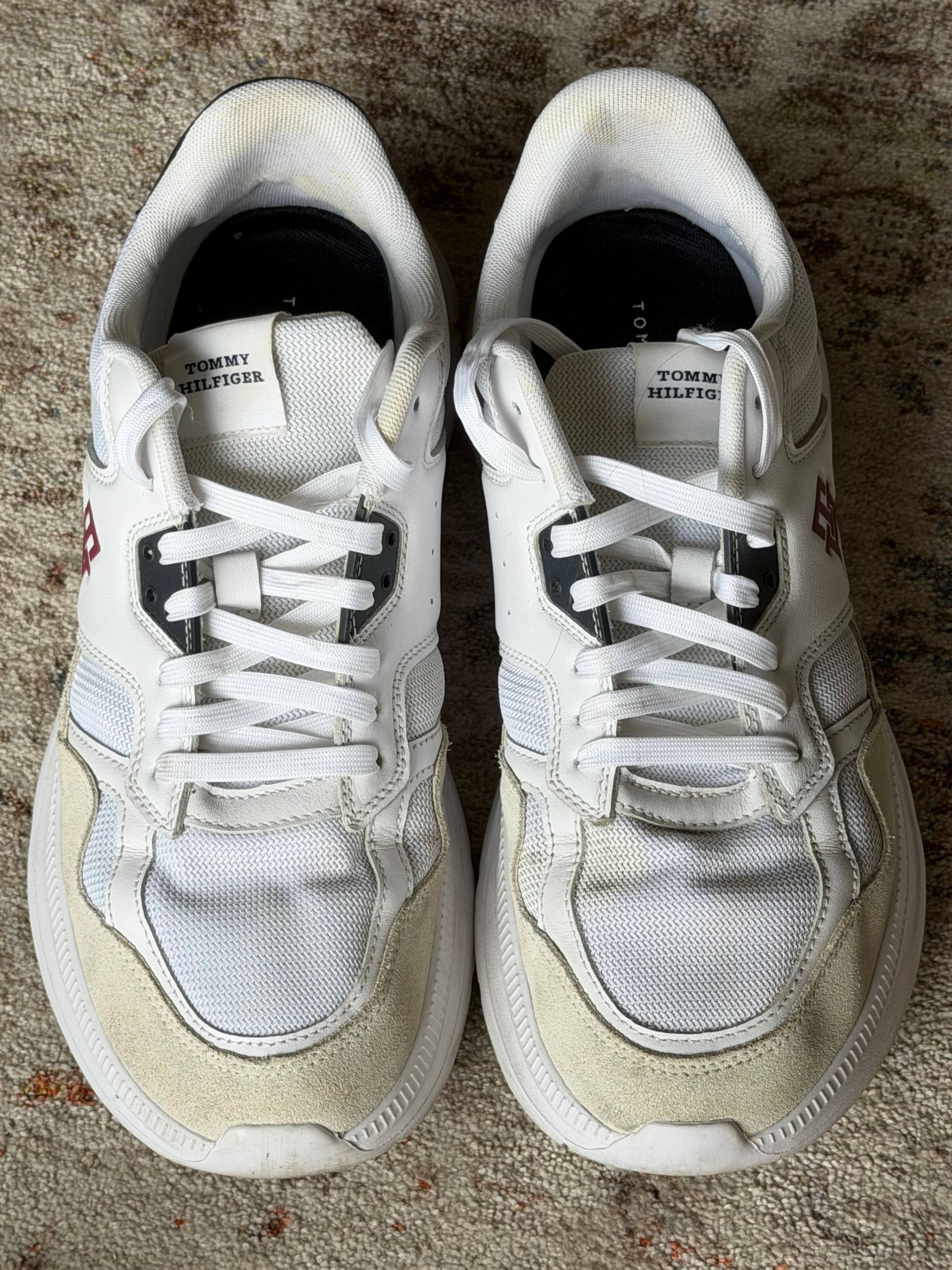 Tommy Hilfiger sneakers
