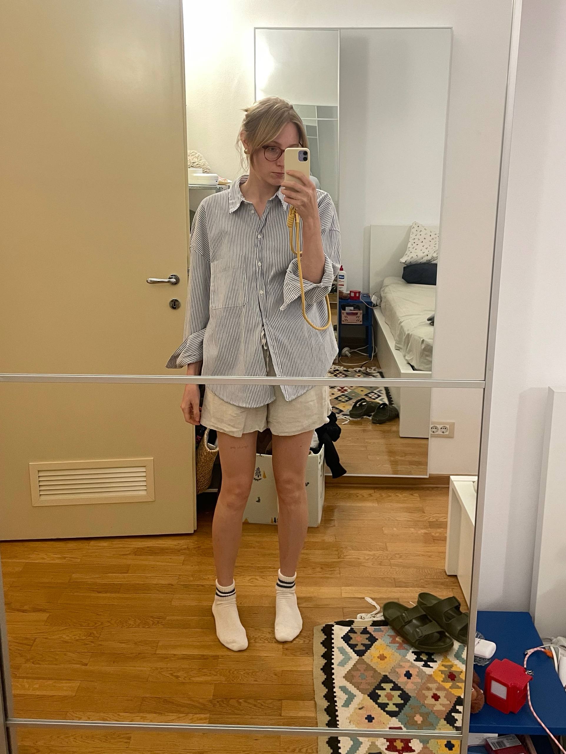 Льняные шорты H&M