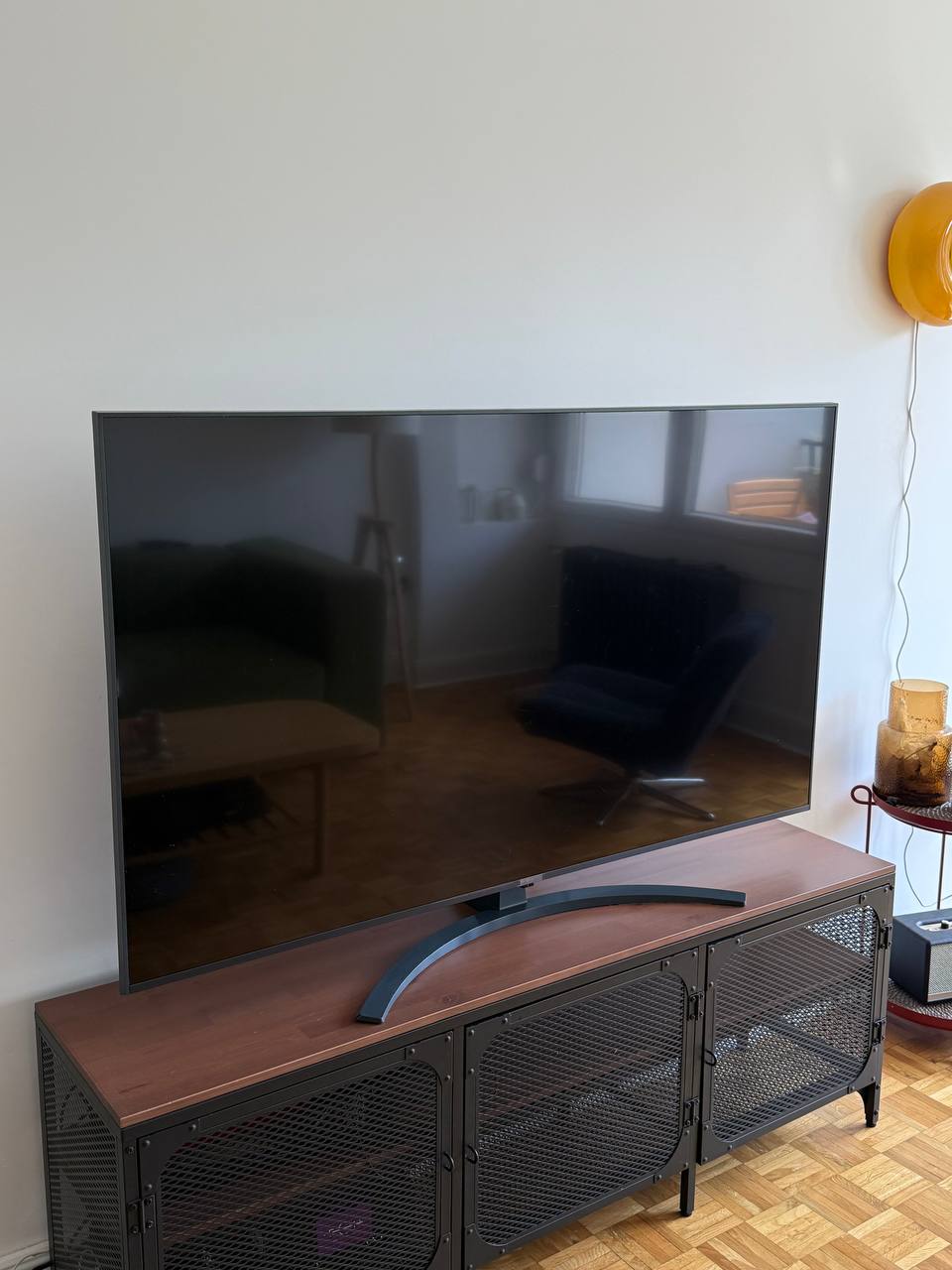 LG Smart TV 60UQ81003LB