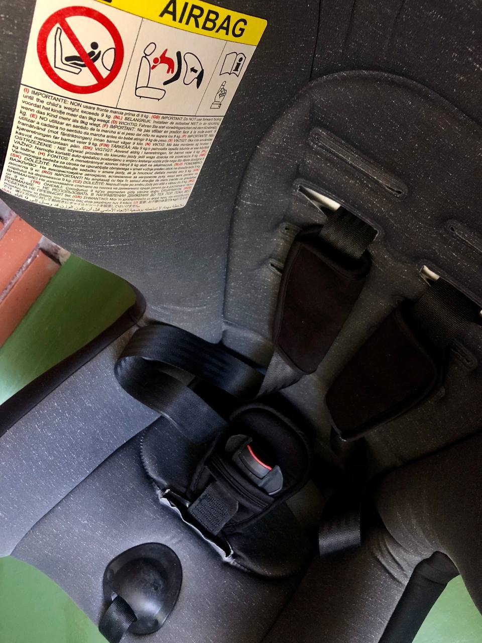 chicco cosmos car seat photo 6