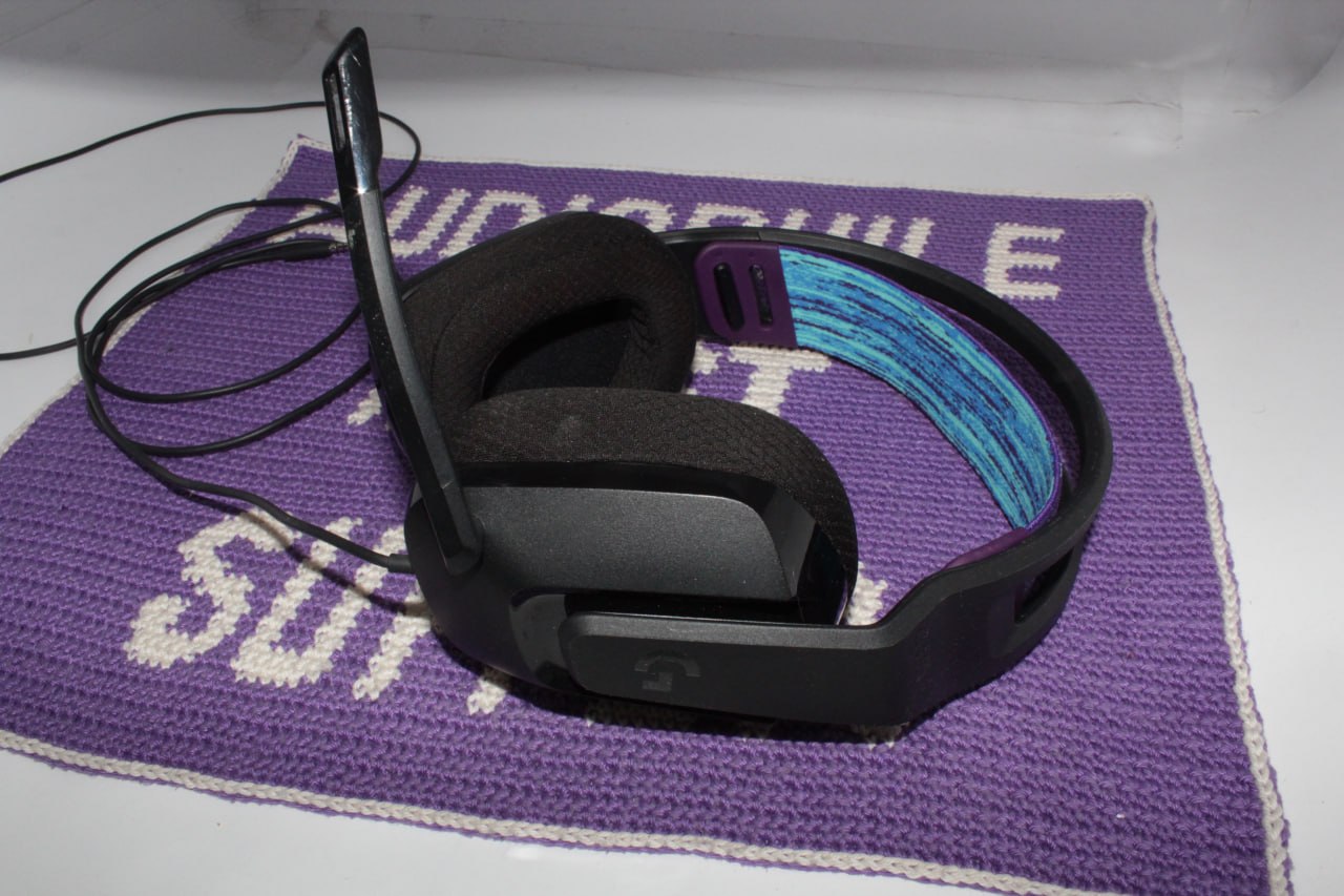 Logitech G335 photo 2