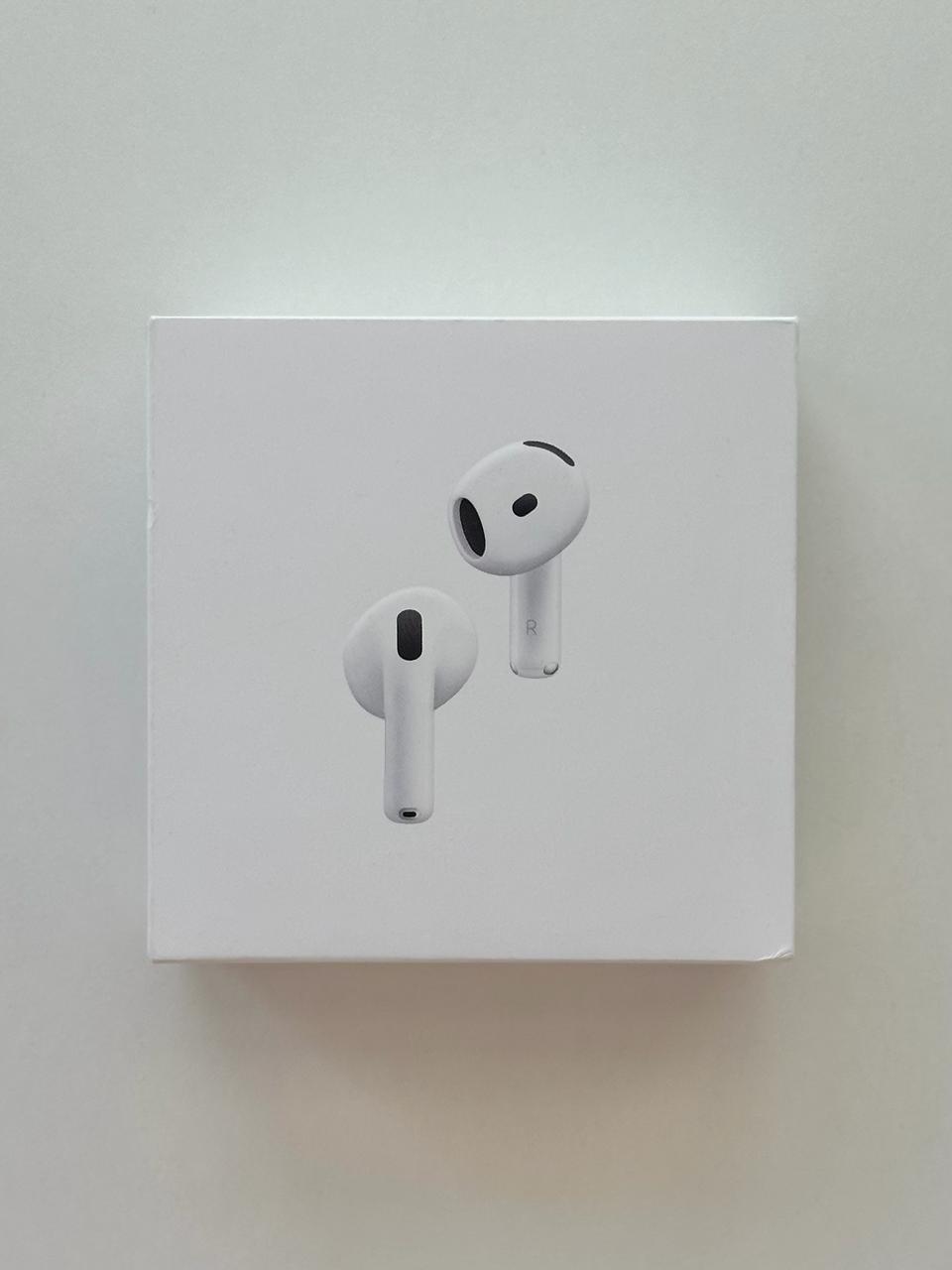 Apple AirPods 4 ANC
