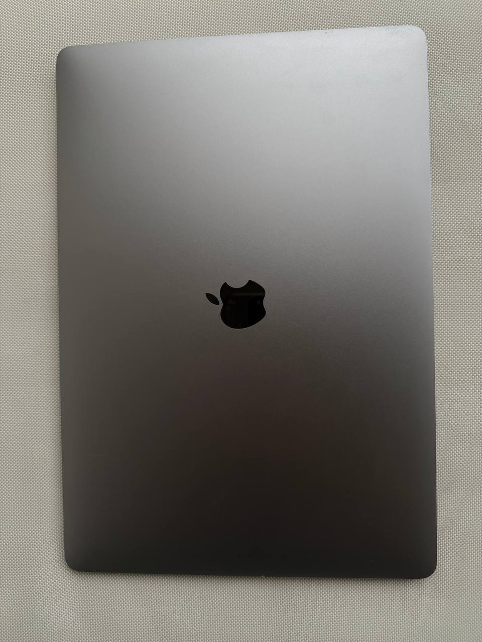 MacBook Pro 15.4