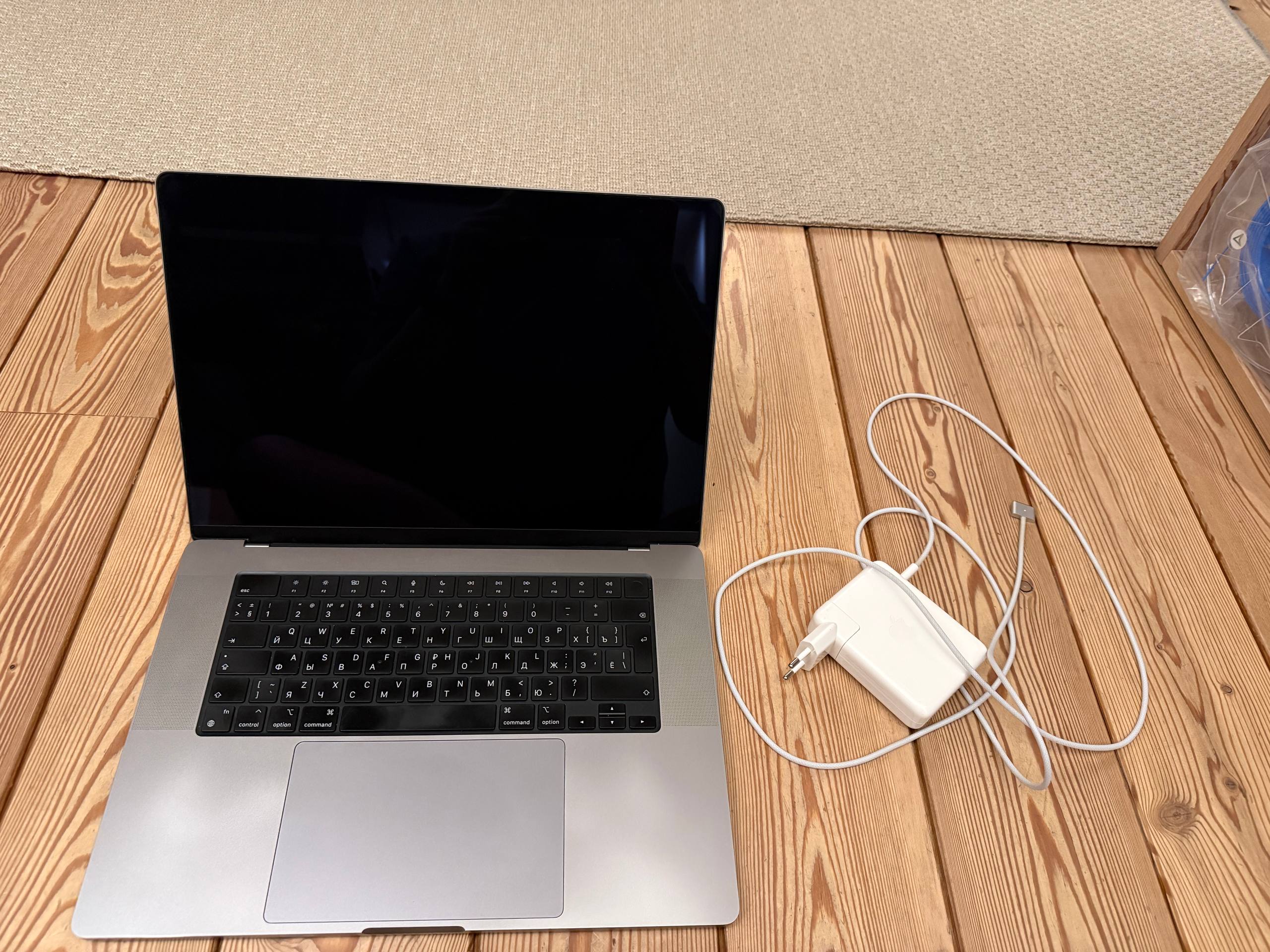 MacBook Pro 16 M1 Pro 32/512 photo 3