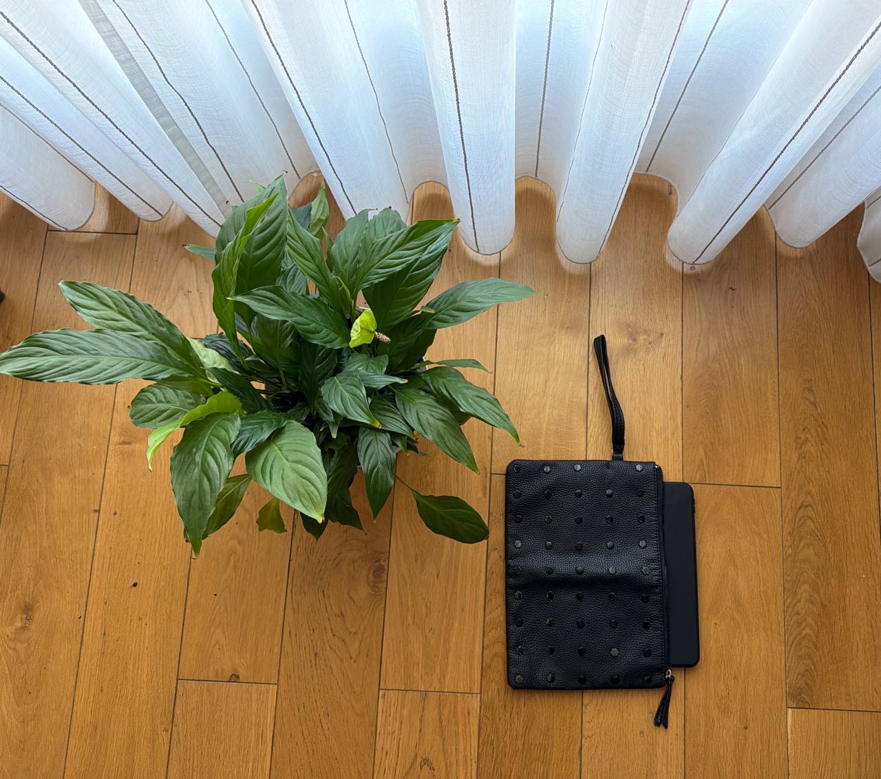 Clutch bag