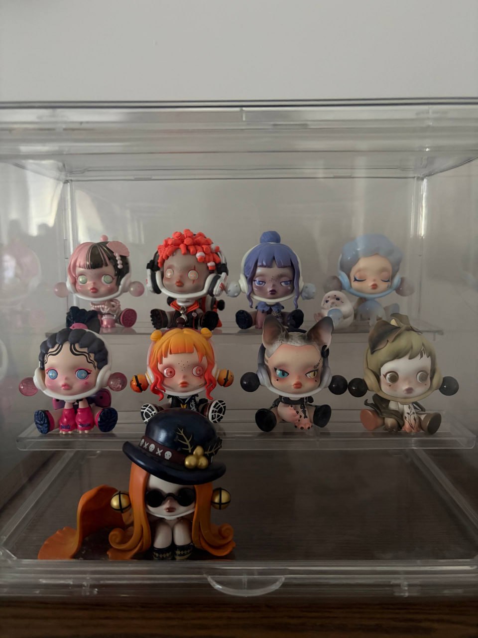 фигурки pop mart skullpanda + бокс для хранения