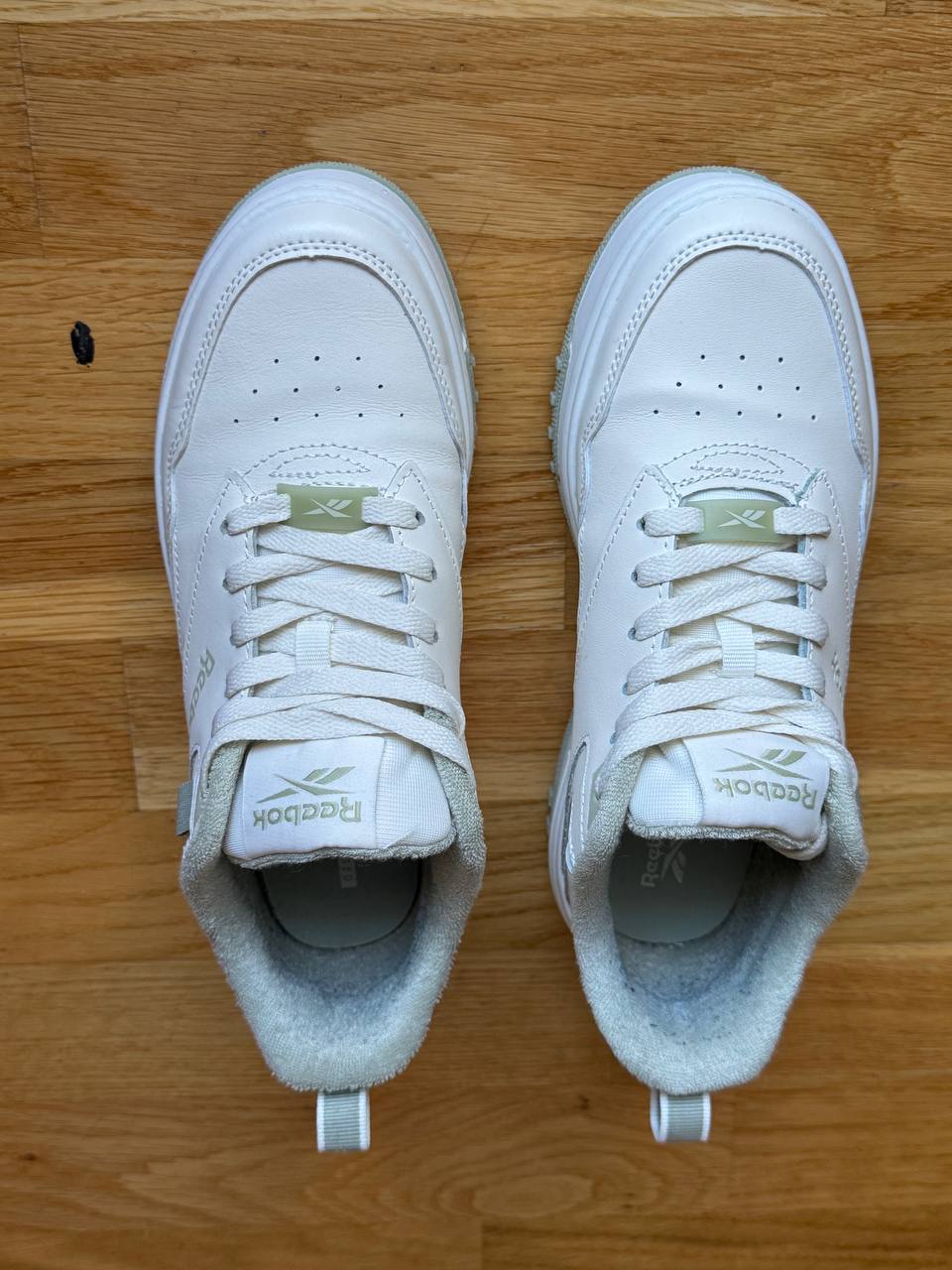 Кроссовки Reebok REE VAMP AR30240WCK photo 2