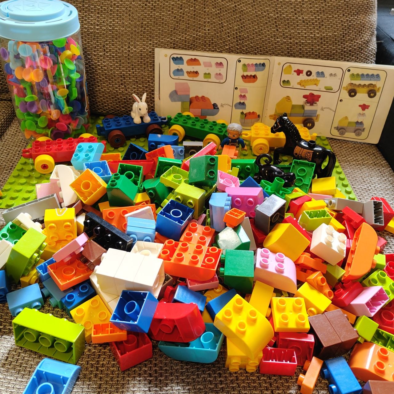 Lego brick constructor