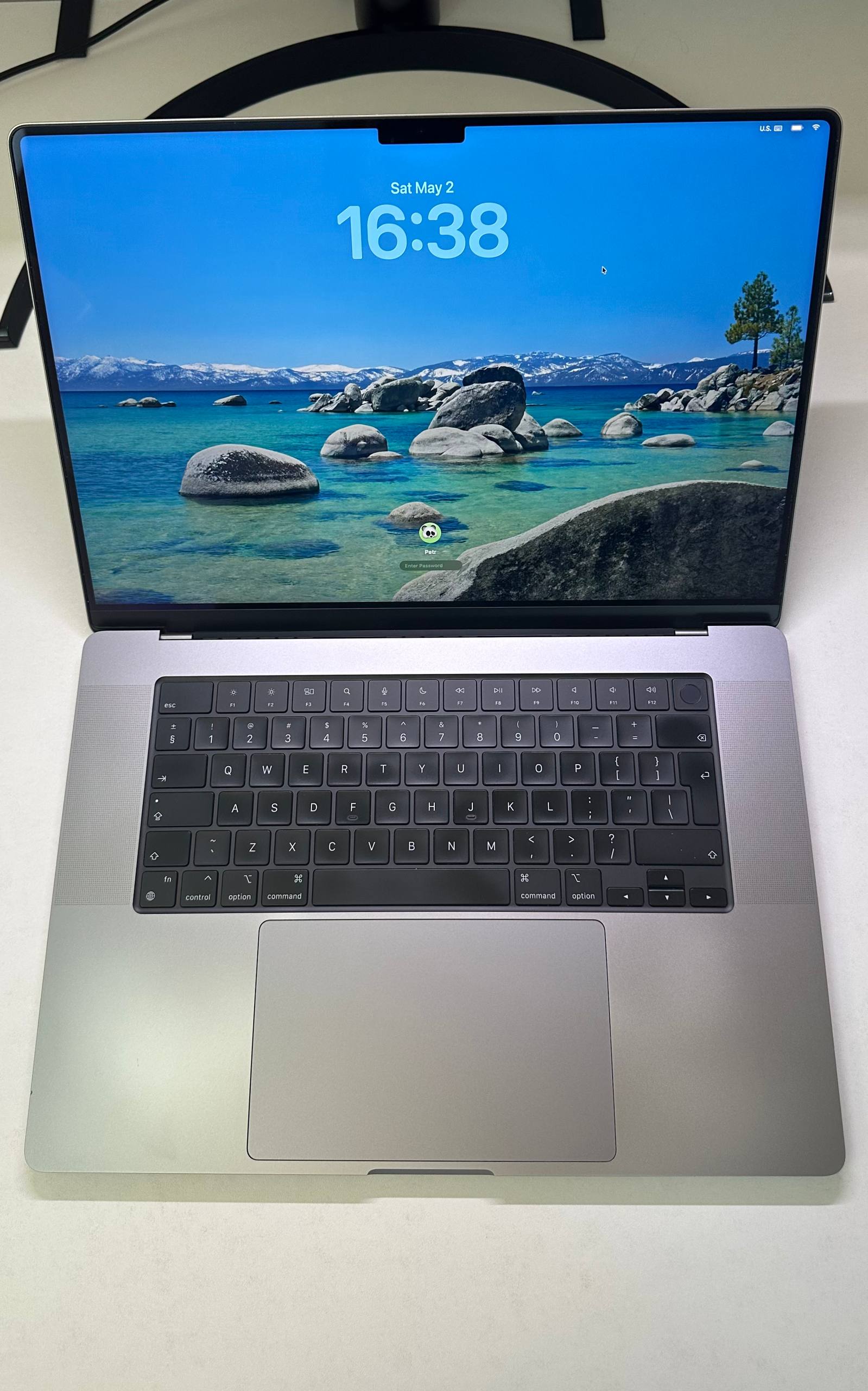 MacBook Pro 16"