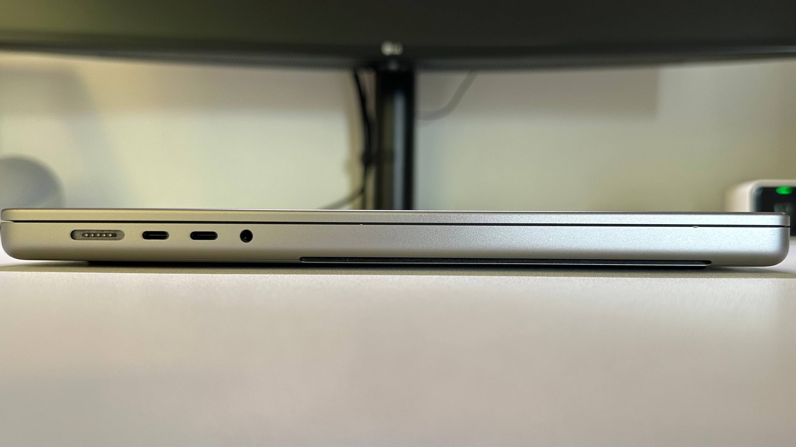 MacBook Pro 16" photo 5