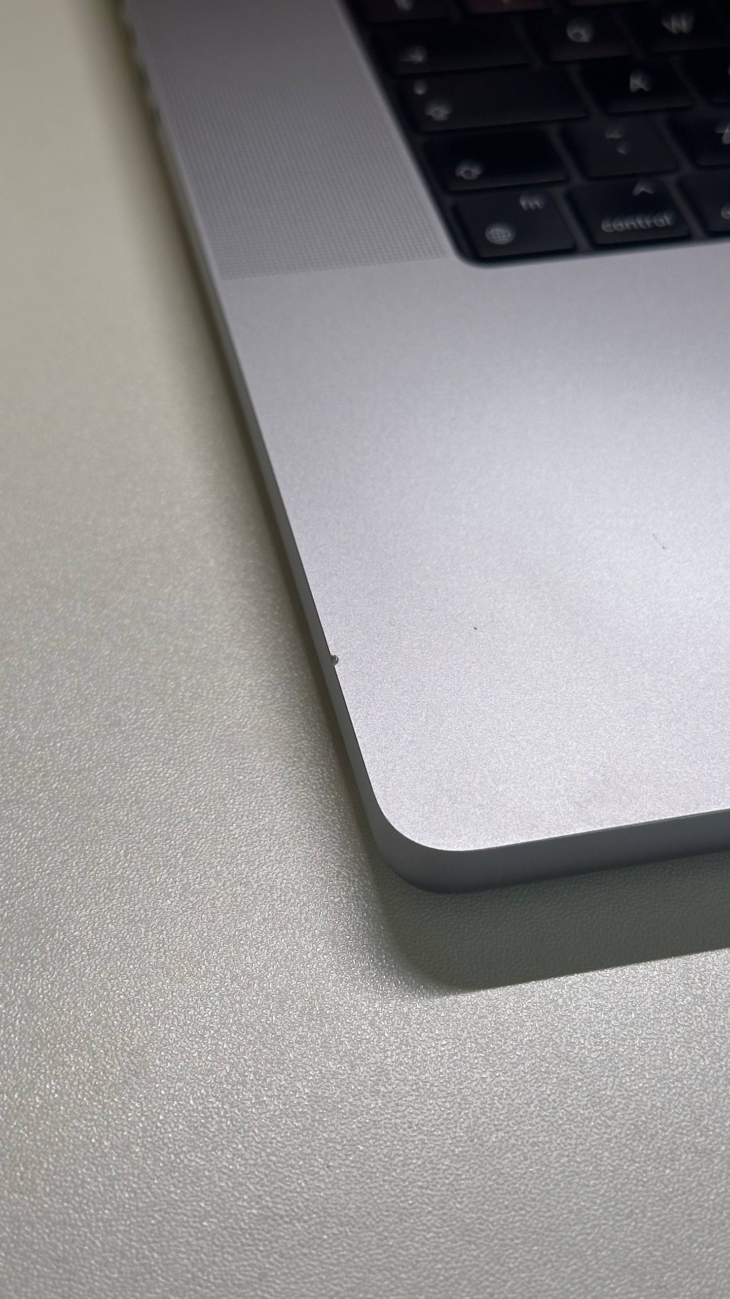 MacBook Pro 16" photo 7