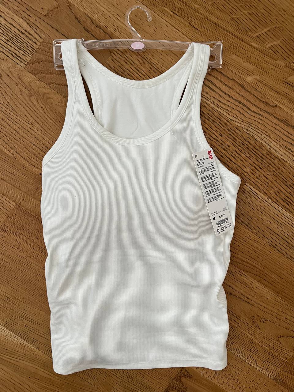 Uniqlo Racer Back Bra Top photo 2