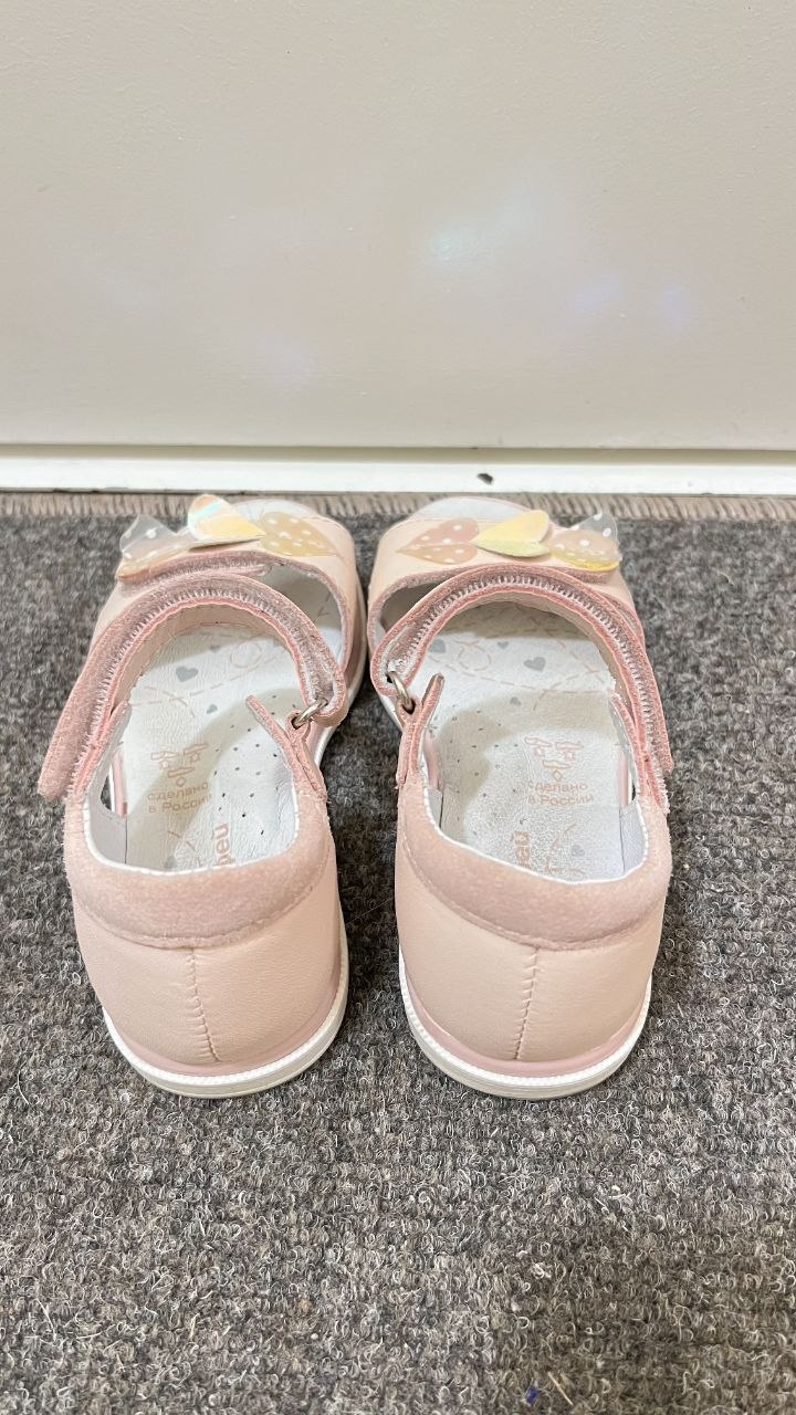 Leather sandals photo 3