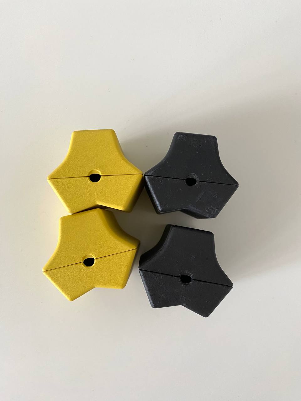 Магнетни карактери за USB кабл HAVSKÅL IKEA
