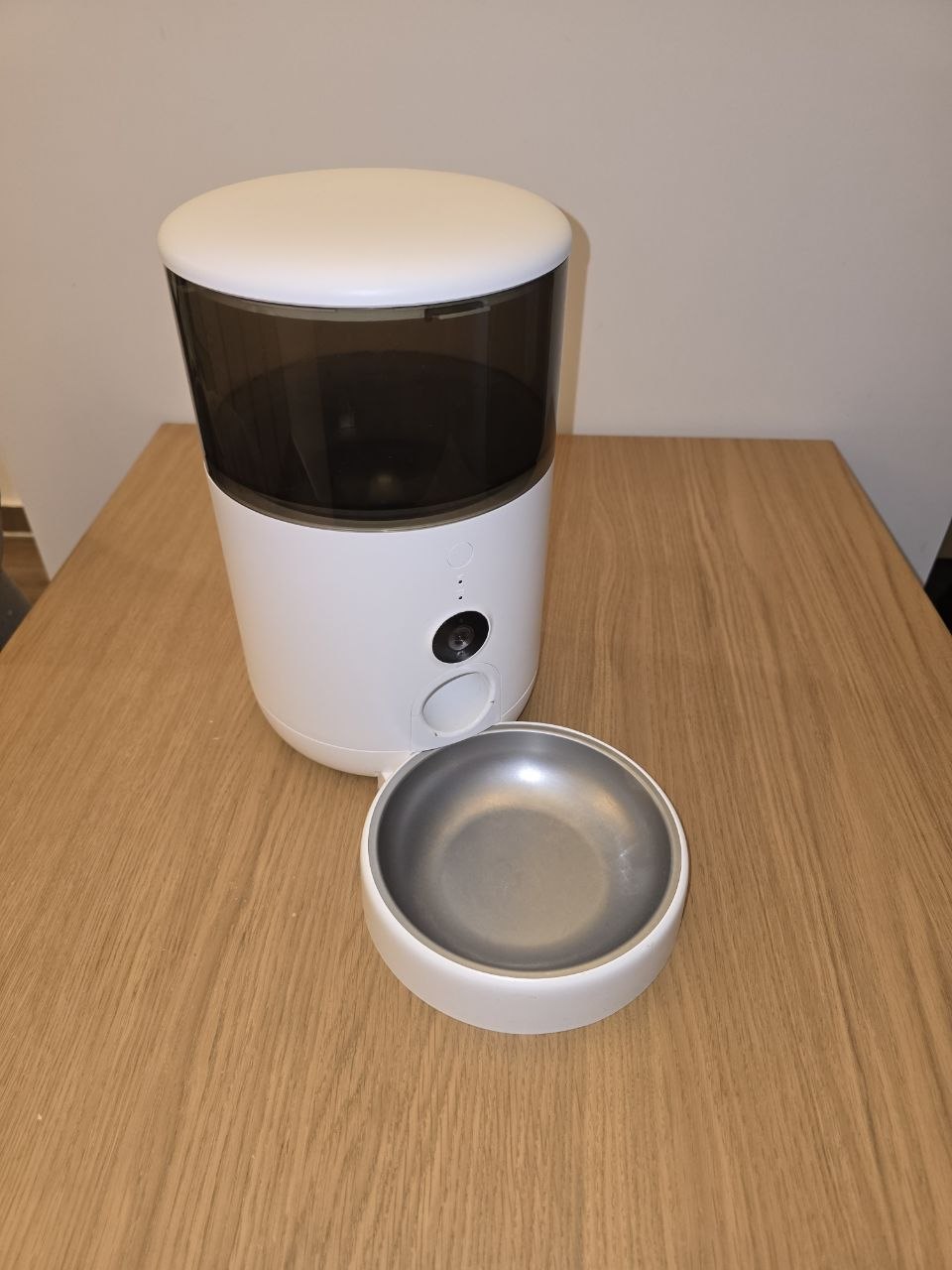 Automatic pet feeder photo 2