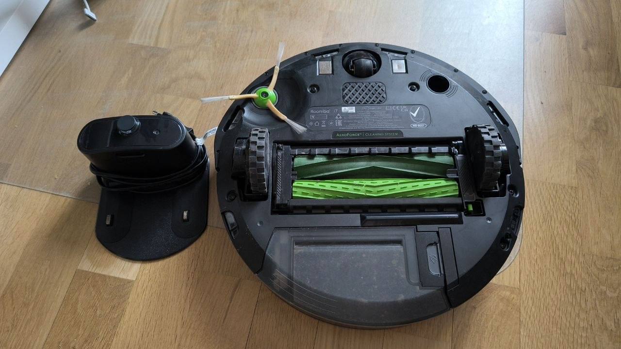 Robot usisavač iRobot Roomba i7 photo 2