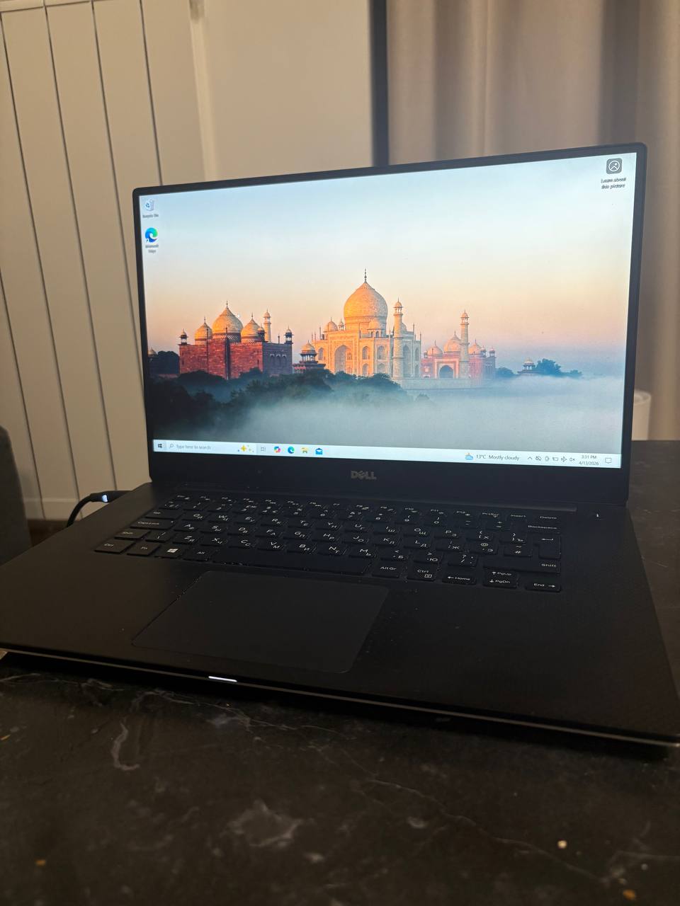 Dell XPS 15 9560 laptop