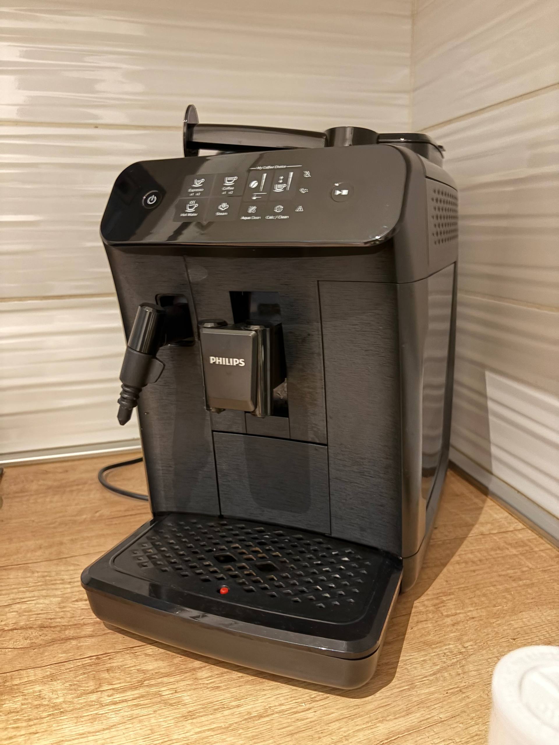 Philips serija 800 automatski aparat za kafu photo 2