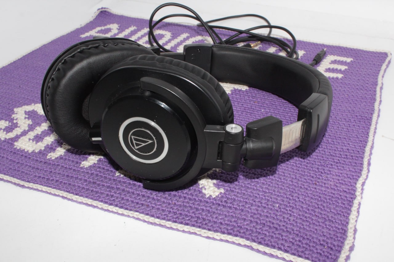 Beyerdynamic DT 990 Pro 250 Ohm photo 2