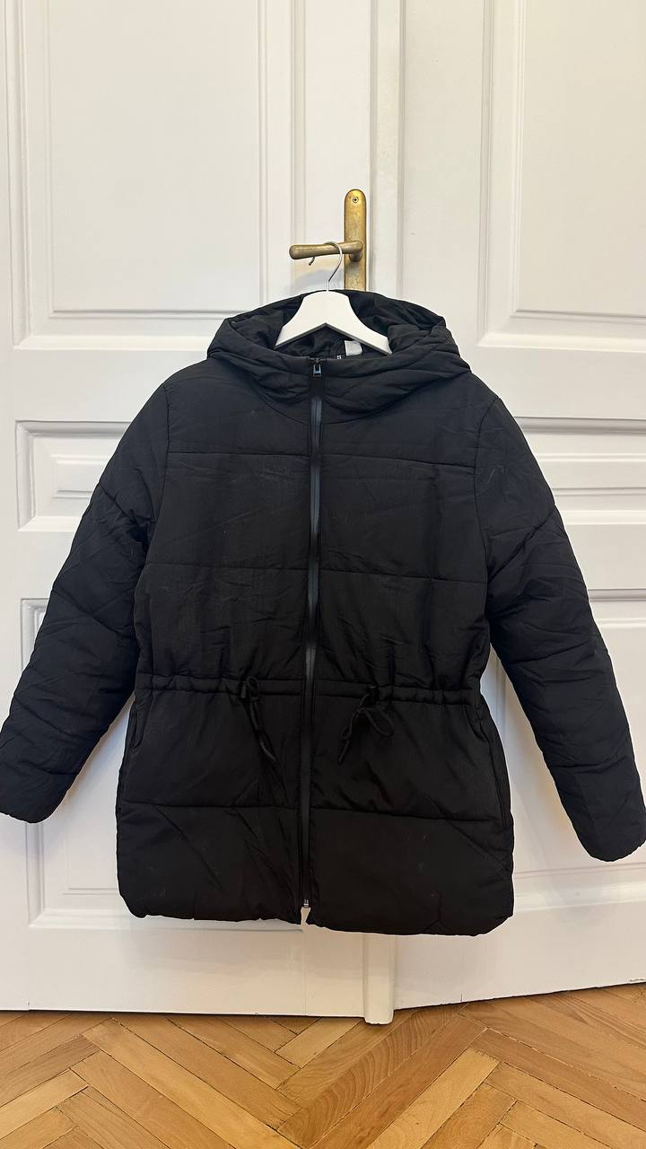 Zara Vest photo 2