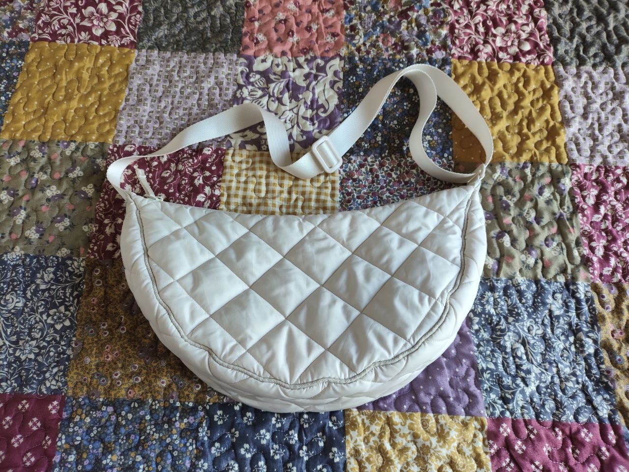 Uniqlo bag