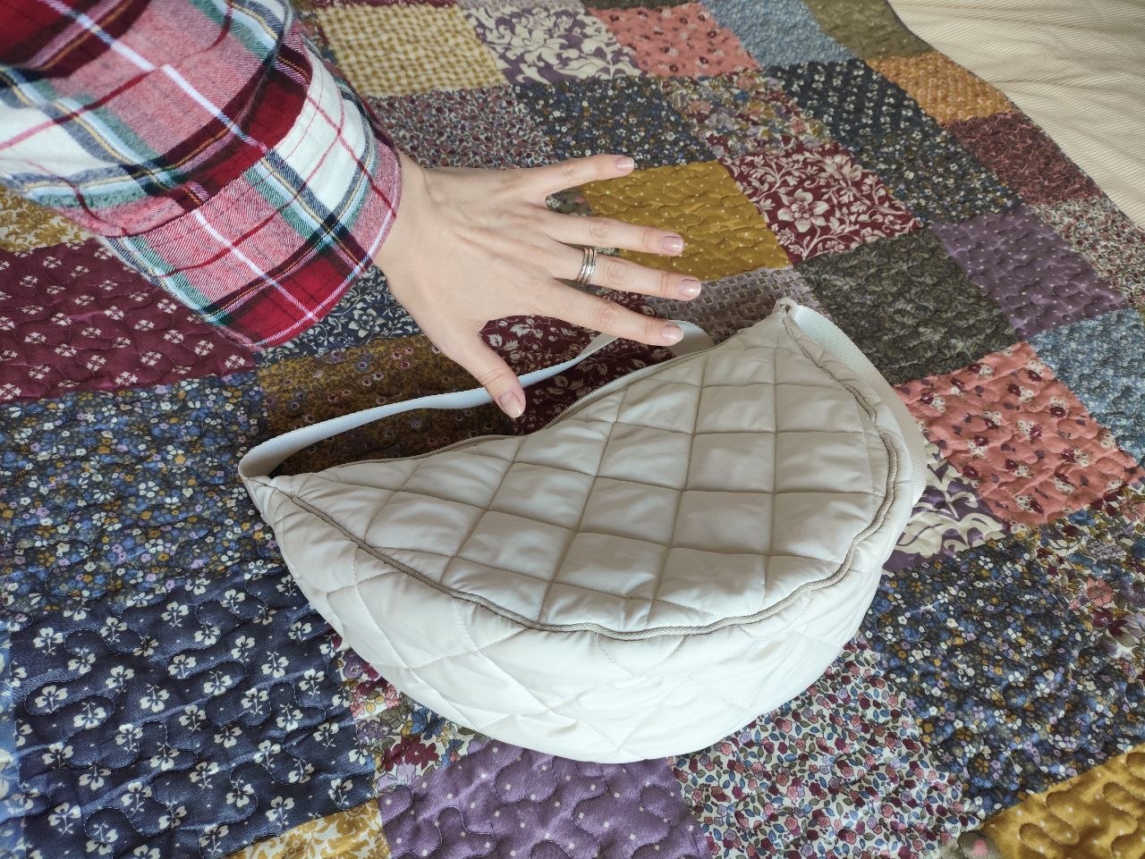 Uniqlo bag photo 3