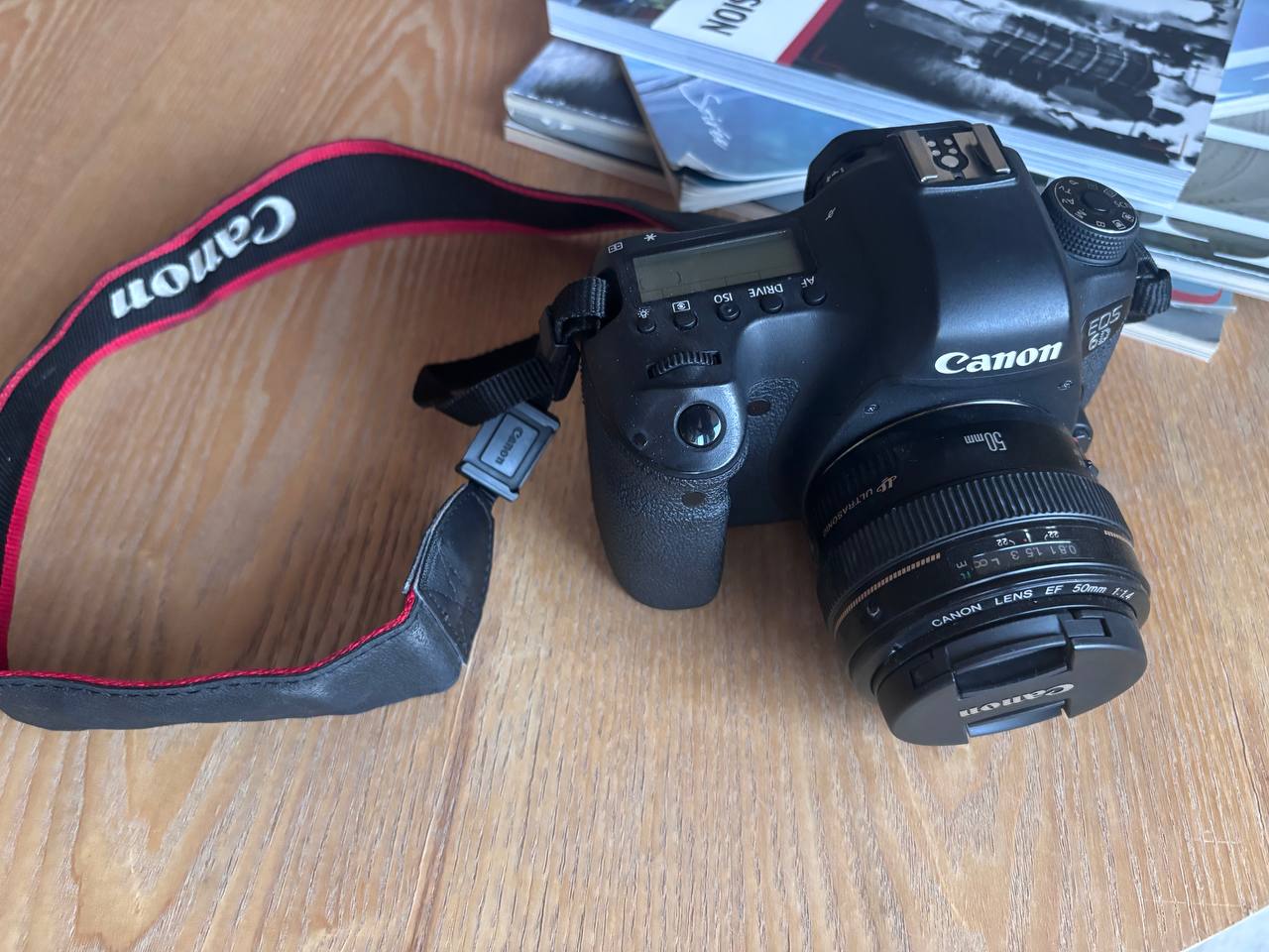 Canon 6D + Canon EF 50 1.4