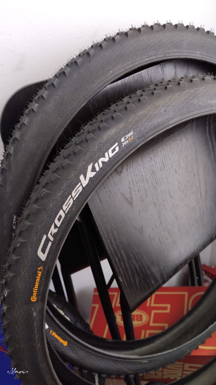 Continental Cross King 26×2.2 tires