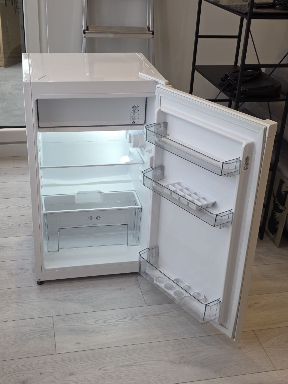 Vox ks1100e refrigerator photo 2