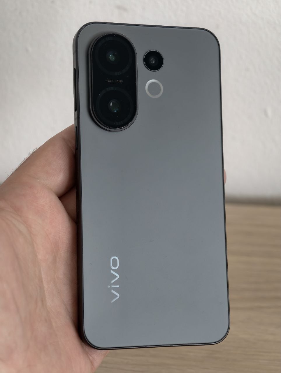 VIVO X200 FE photo 3