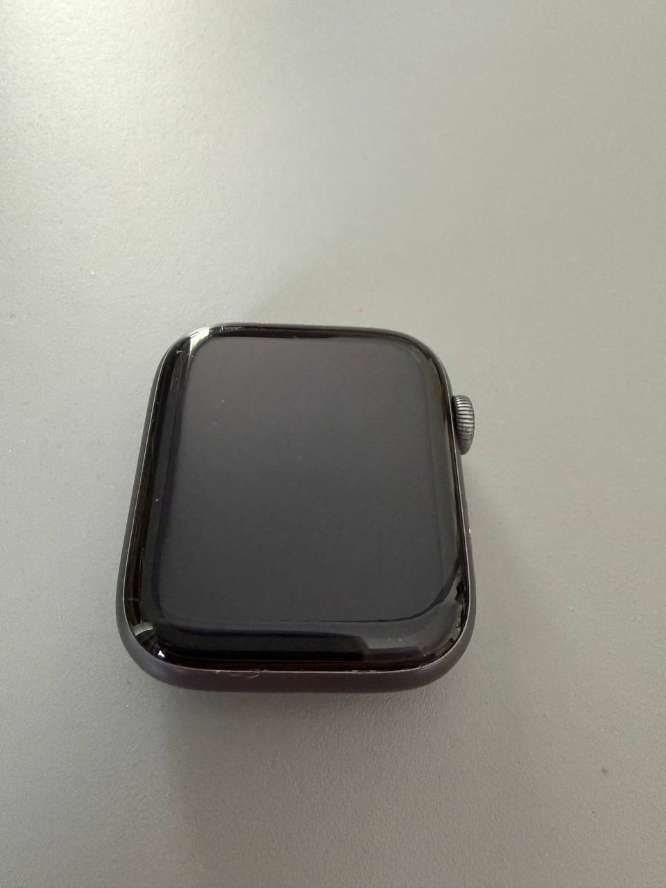 Apple Watch Series 4, 44mm (Aluminijum) photo 2