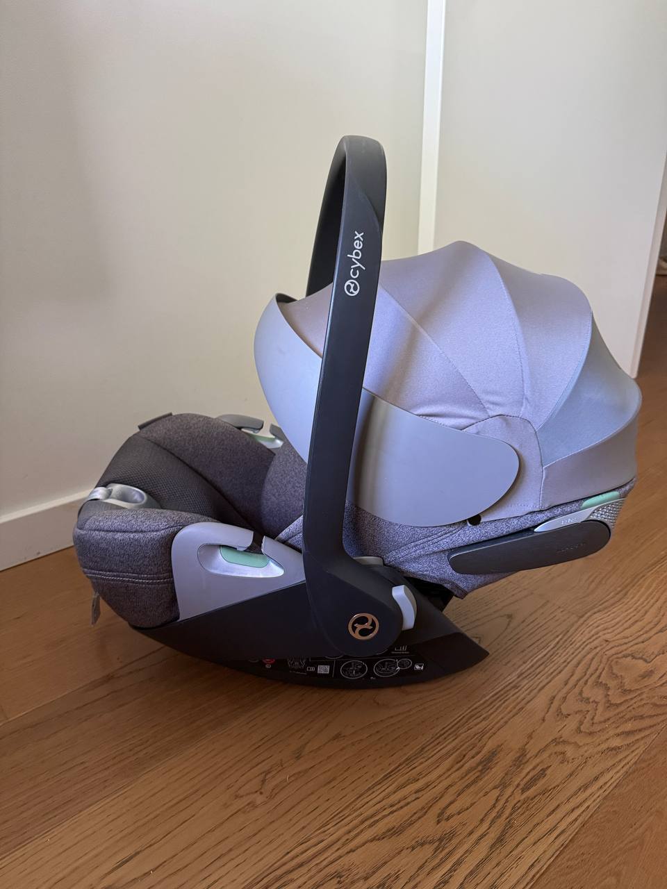 Автолюлька Cybex Cloud T i-Size + база Base T (360°)