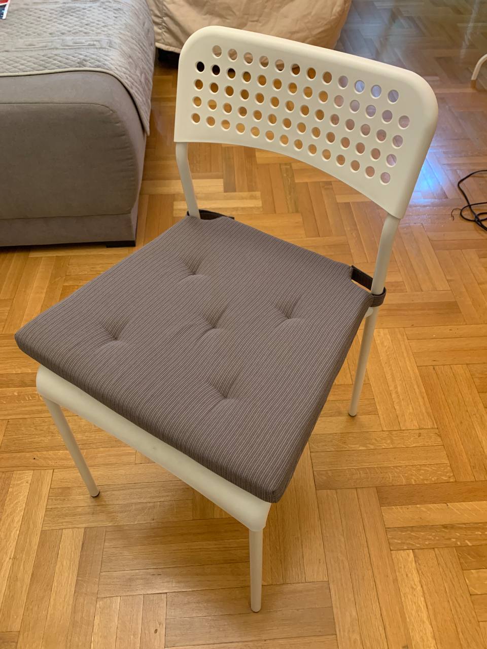 Стул ikea
