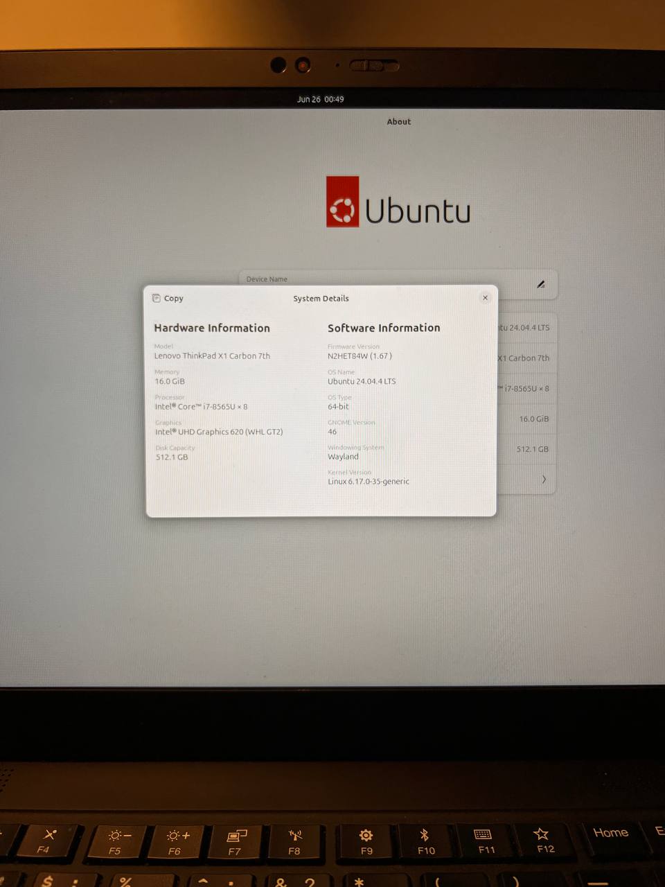 Lenovo ThinkPad X1 Carbon 7. генерација photo 3