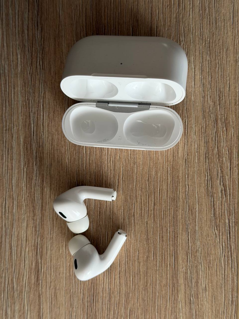AirPods Pro 2 photo 2