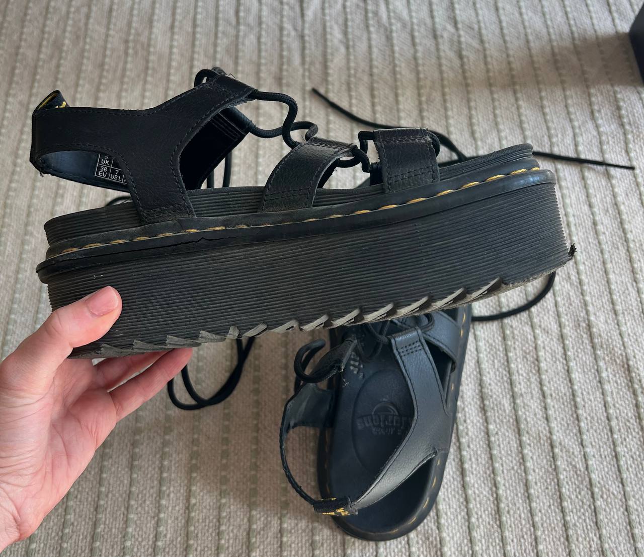 Сандалии dr martens