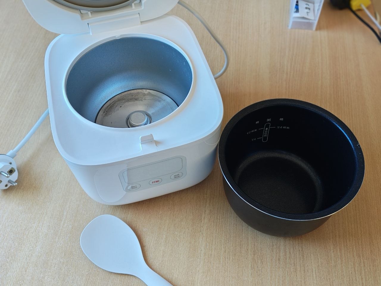 Xiaomi DFB201CM rice cooker