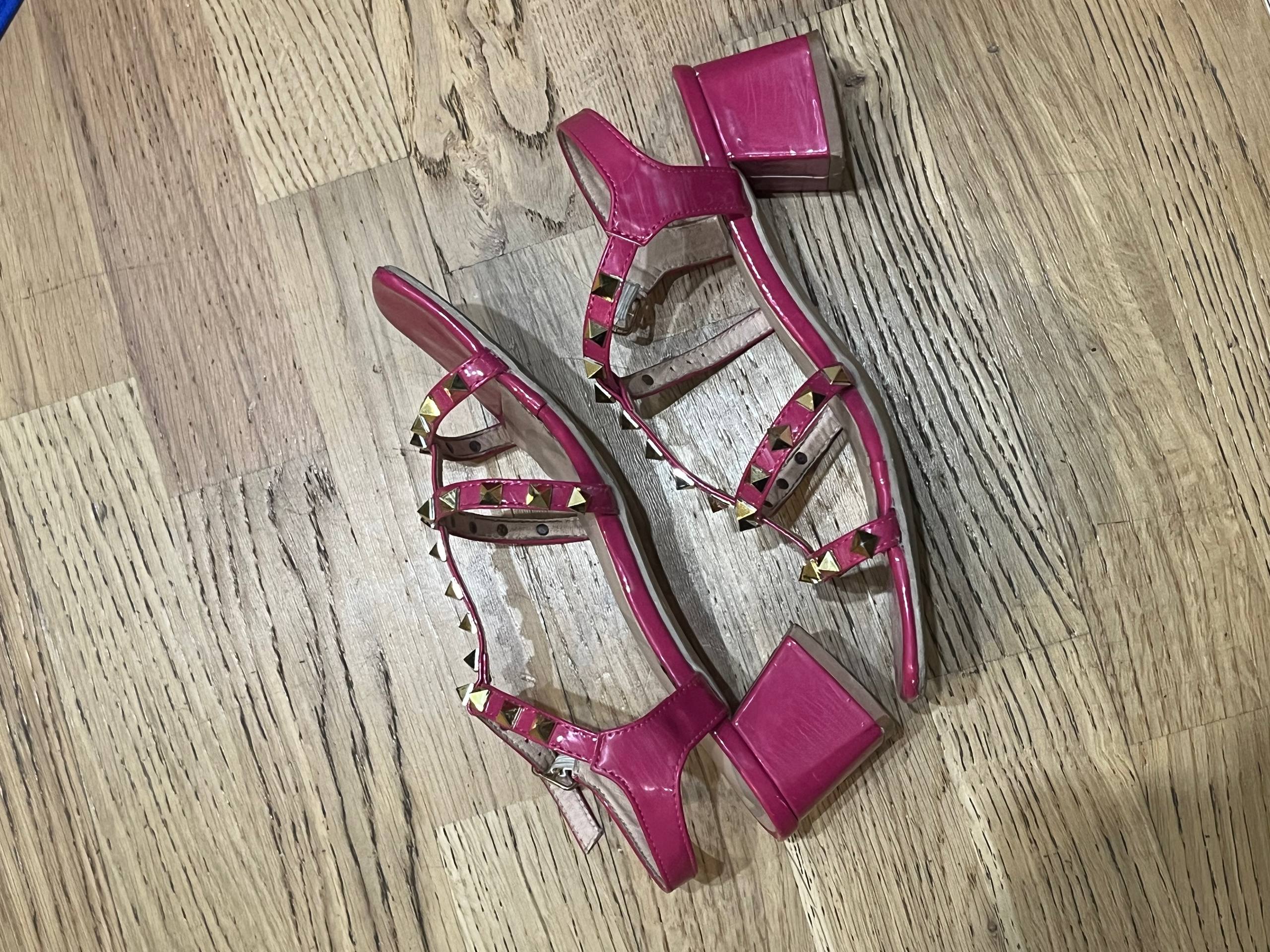 Shoes photo 8