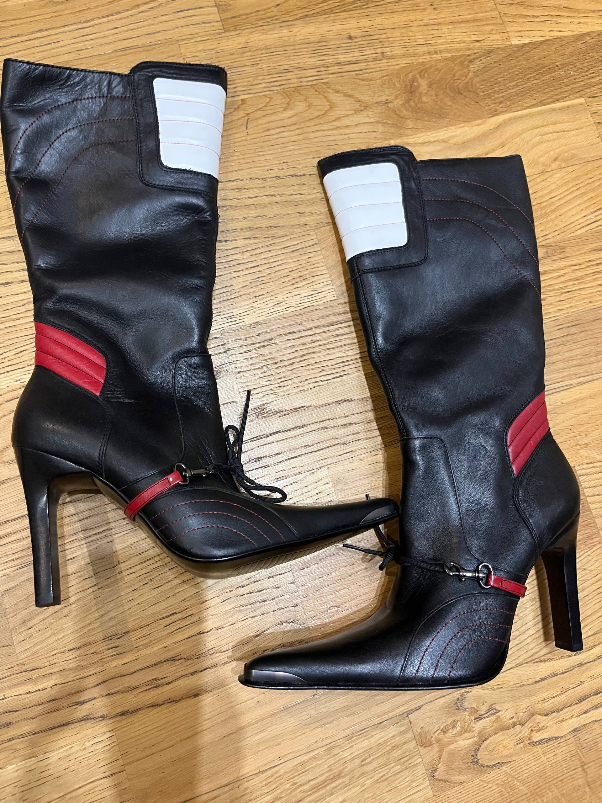 Shoes photo 9