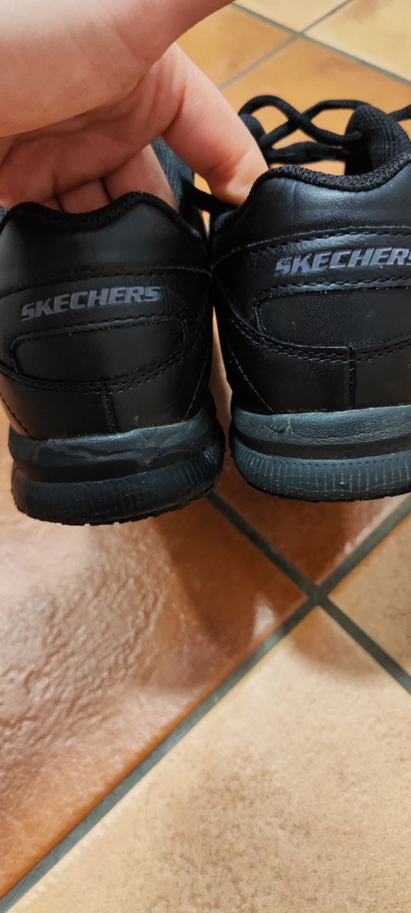 Skechers cipke photo 3