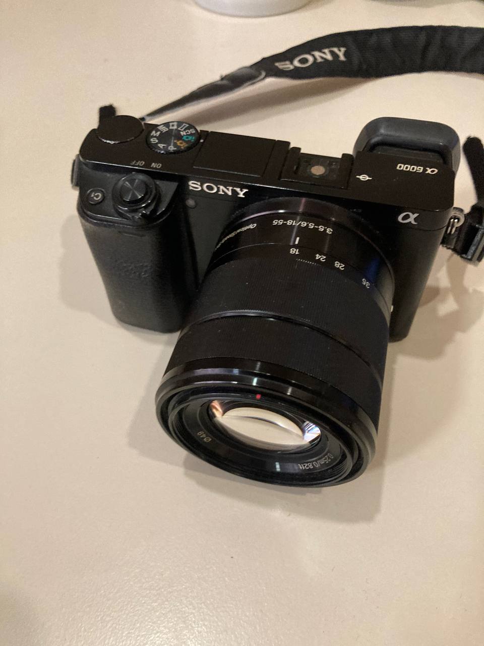 Sony a6000 with e-mount lens 3.5-5.6/18-55