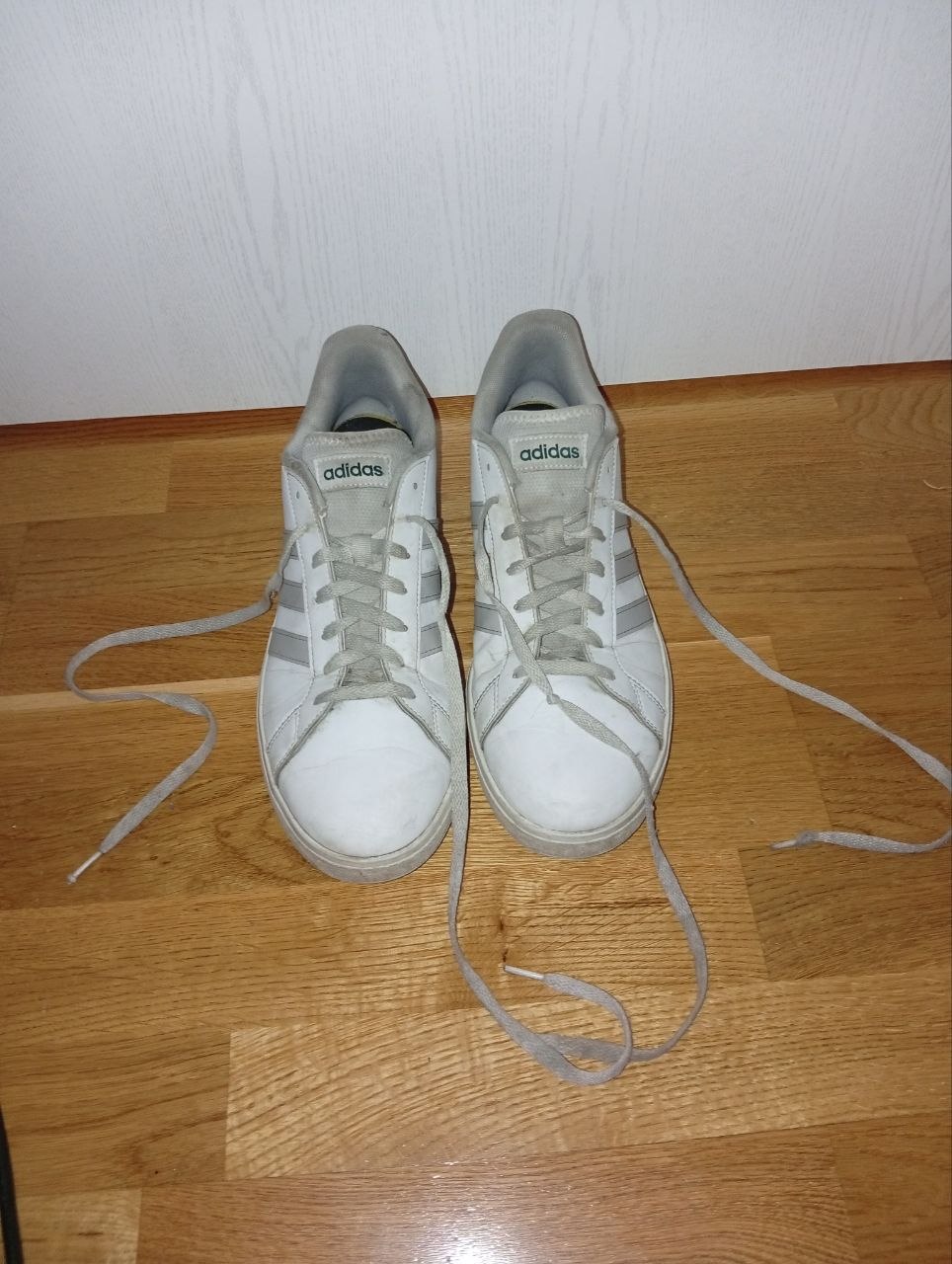 Adidas trenerke photo 2