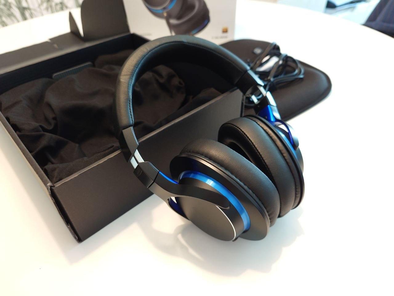 Audio-Technica ATH-MSR7b photo 2