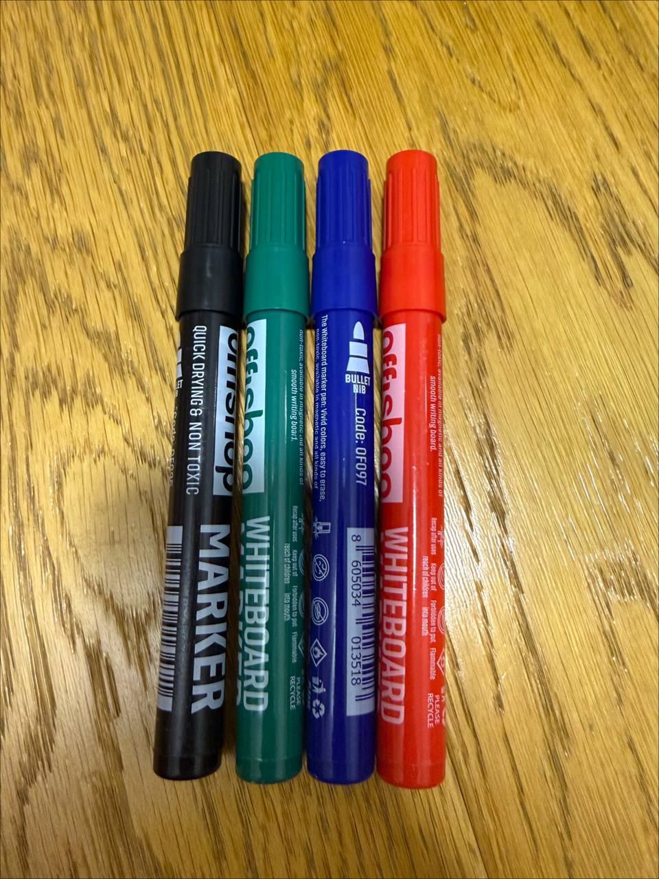 Markers for magnetic board