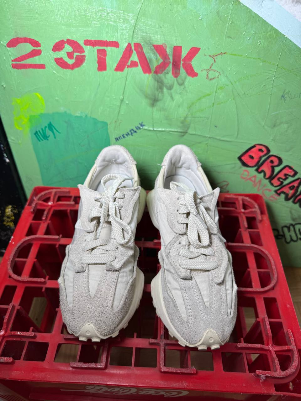 New Balance U327WCC photo 8