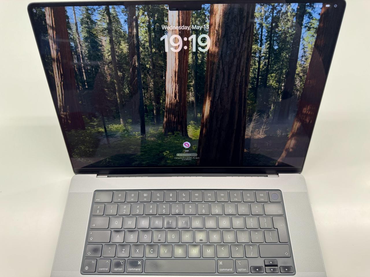 Macbook 16 Pro