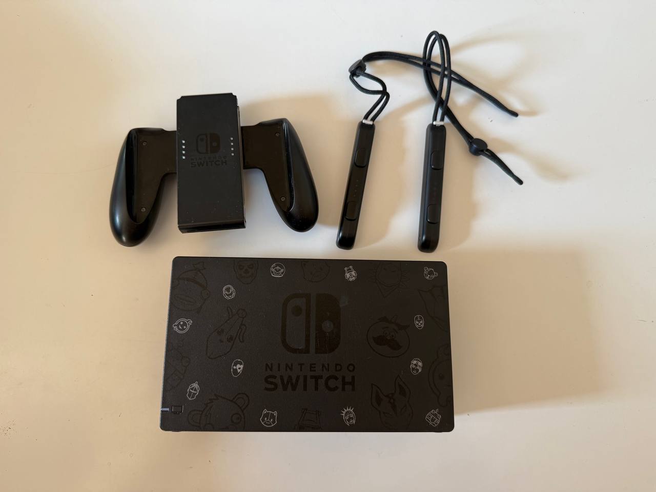 Nintendo Switch Fortnite Edisija photo 3