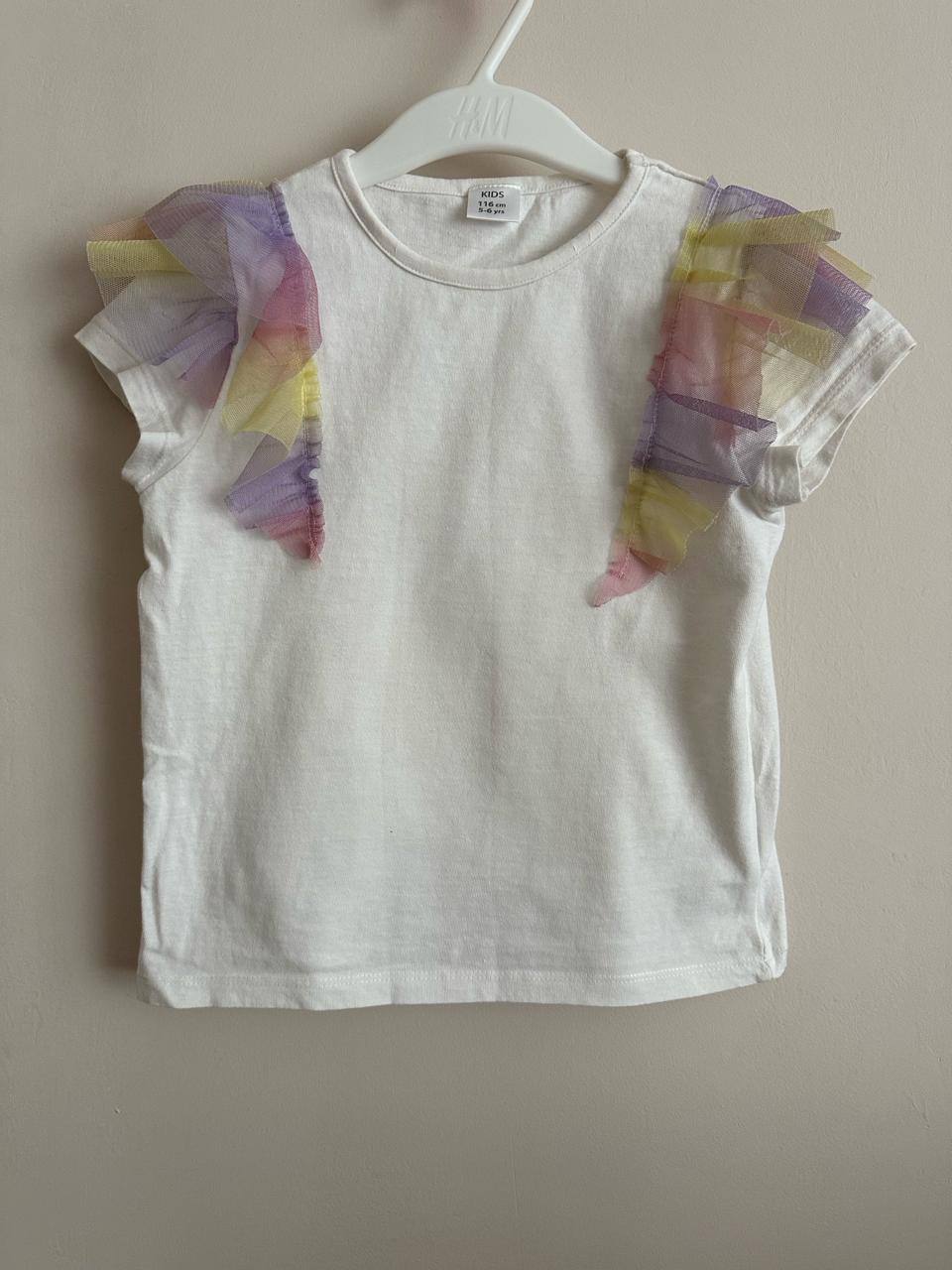 Bag of clothes for a girl size 116